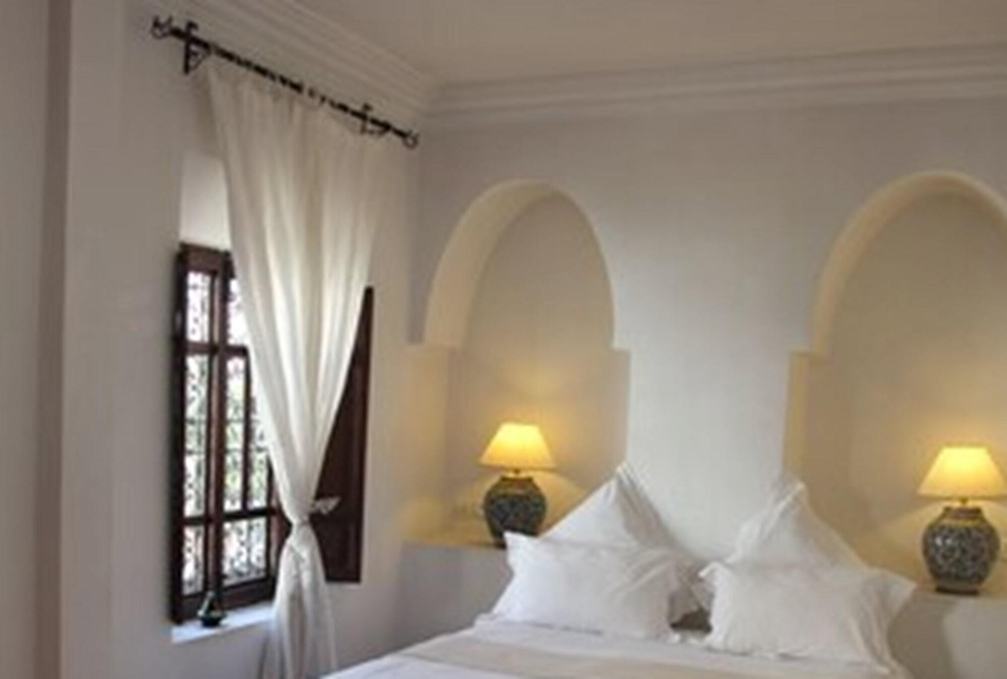 Riad Clementine Marrakesh Buitenkant foto